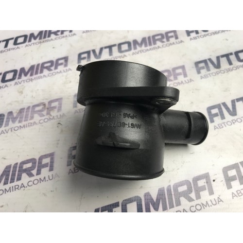 Флянец турбины Ford Focus 3 1.6TDCI 2011-2017 AV616C784AE